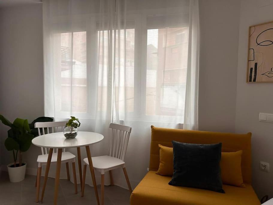 Cozy Studio In Tetuan - En 1/8 Madrid Esterno foto